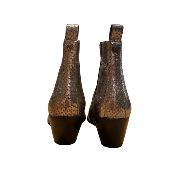 MICHAEL KORS Sinclair Metallic Embossed Silver Leather Swiftie Cowboy Boot 6 - Picture 9 of 16